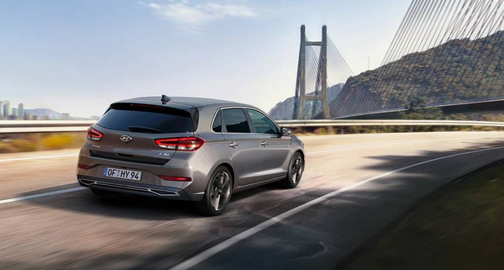 i30