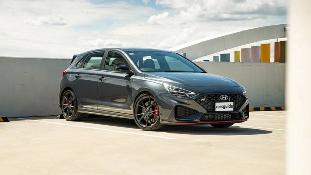 i30